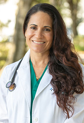 Dr. Miryam Reems is Board Certified in Veterinary Emergency & Critical Care.