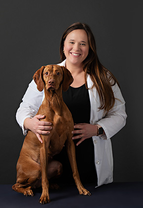 Dr. Danielle Pettifor is an emergency medicine veterinarian at BluePearl Pet Hospital.