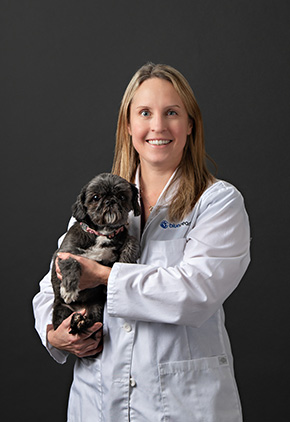 Dr. Maika Sharpe is an urgent care veterinarian at BluePearl Pet Hospital.
