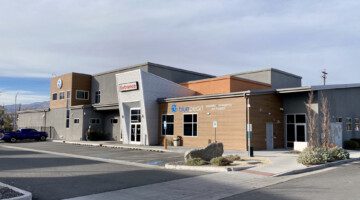 An external view of the BluePearl Pet Hospital in Reno, NV.