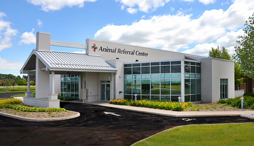 BluePearl Pet Hospital Green Bay, WI Emergency Vet