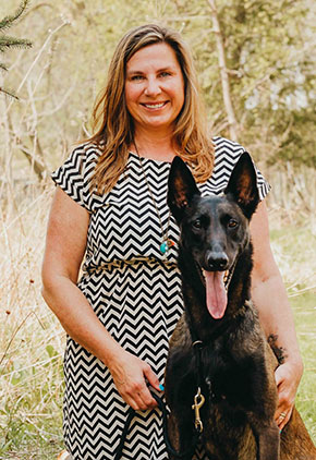 Veterinary Relations Representative Lyn Schuh, CVT