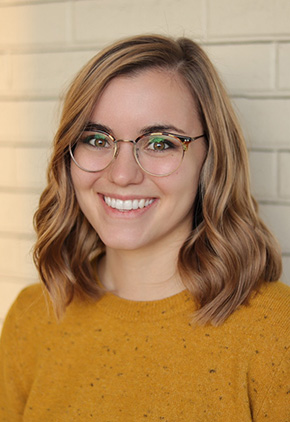 Jenna Stragand is a veterinary relations representative at BluePearl Pet Hospital in the Philadelphia area.
