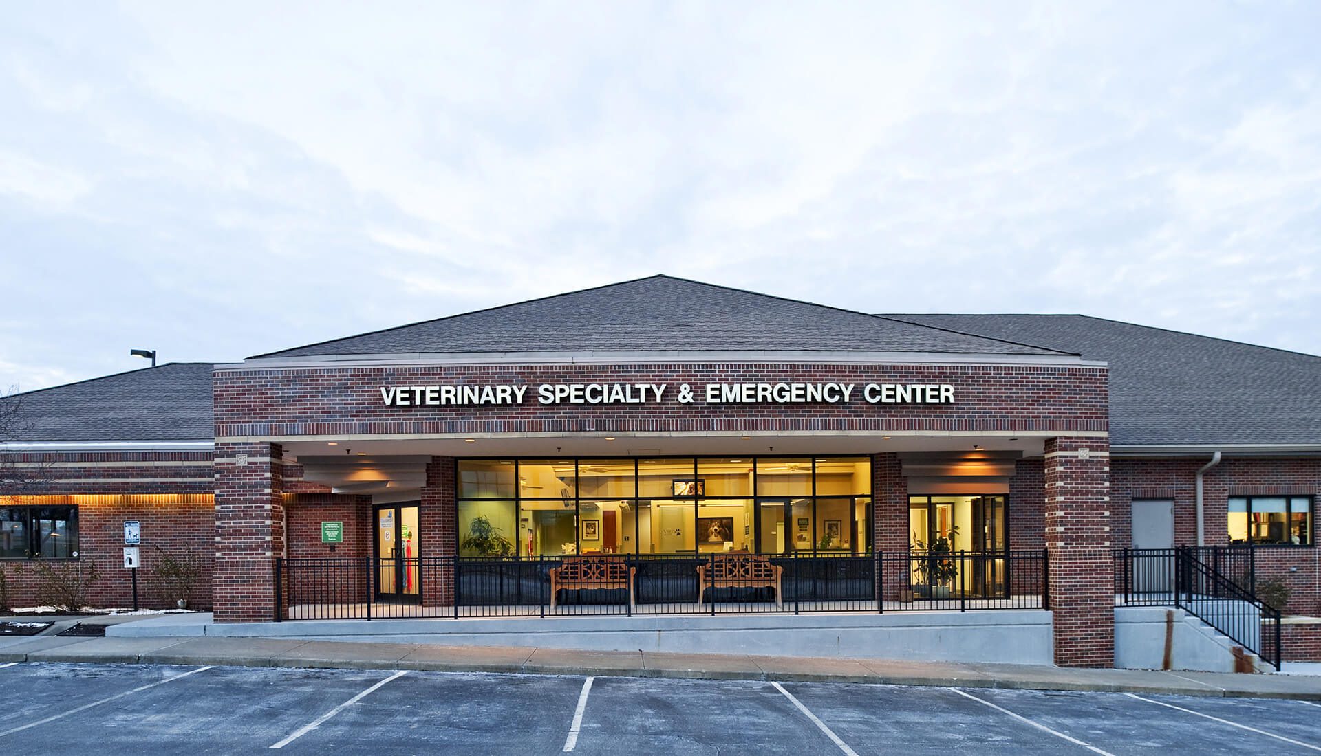 BluePearl Pet Hospital | Overland Park, KS | Emergency Vet