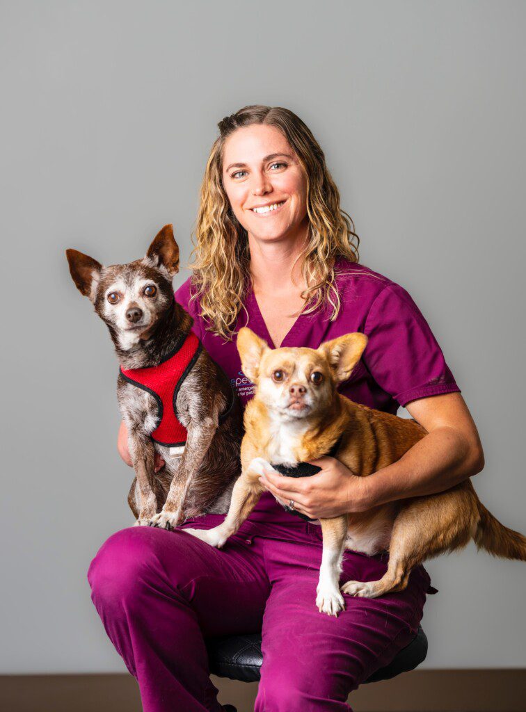 Headshot of Ellie Nuth, DVM, DACVR, and diagnostic imaging specialist at BluePearl Pet Hospital in Tacoma, WA.