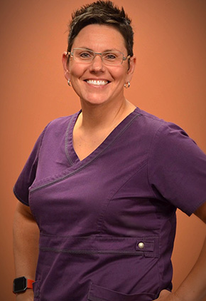 Dr. Ann Marie Tierney is an emergency medicine veterinarian at BluePearl Pet Hospital in Buffalo, New York.