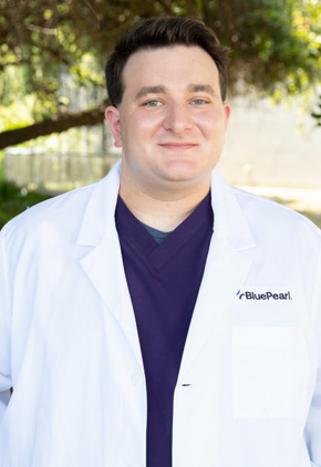 Dr. Nick Crawfis is a clinician in our emERge program.