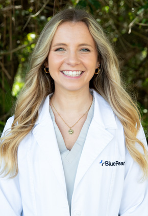Dr. Samantha Holmes is a clinician in our emERge program.