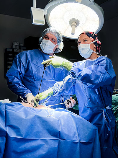 Dr. Reiter examining a patient